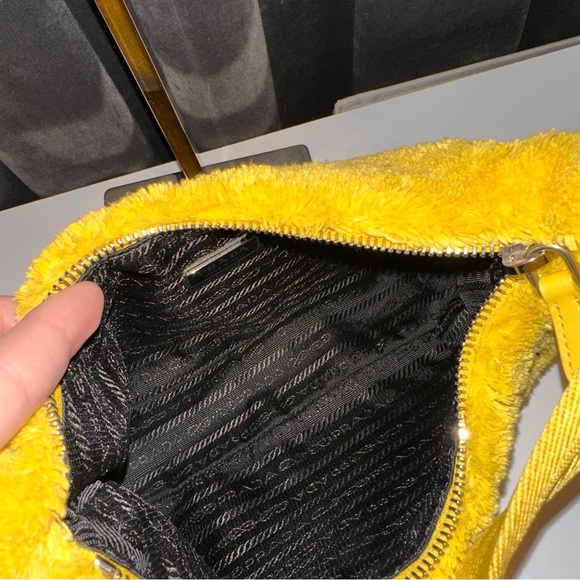 Prada Terry 2000 Re Edition Yellow - Picture 13 of 15